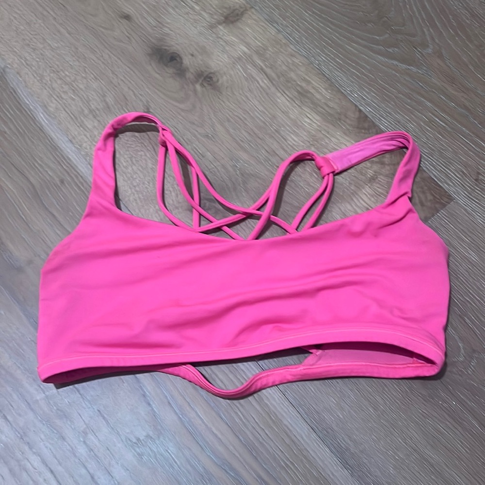 lululemon sports bra